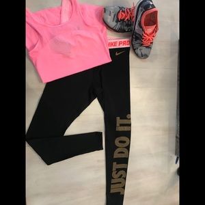 NWT !!! NIKE PRO STAY WARM LEGGINGS !!!!